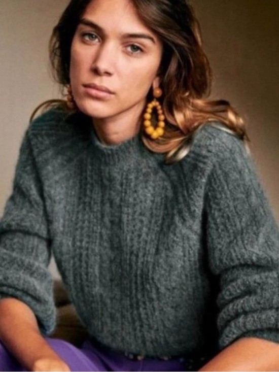 Sezane Sweaters - Sézane Scarlett sage colored sweater